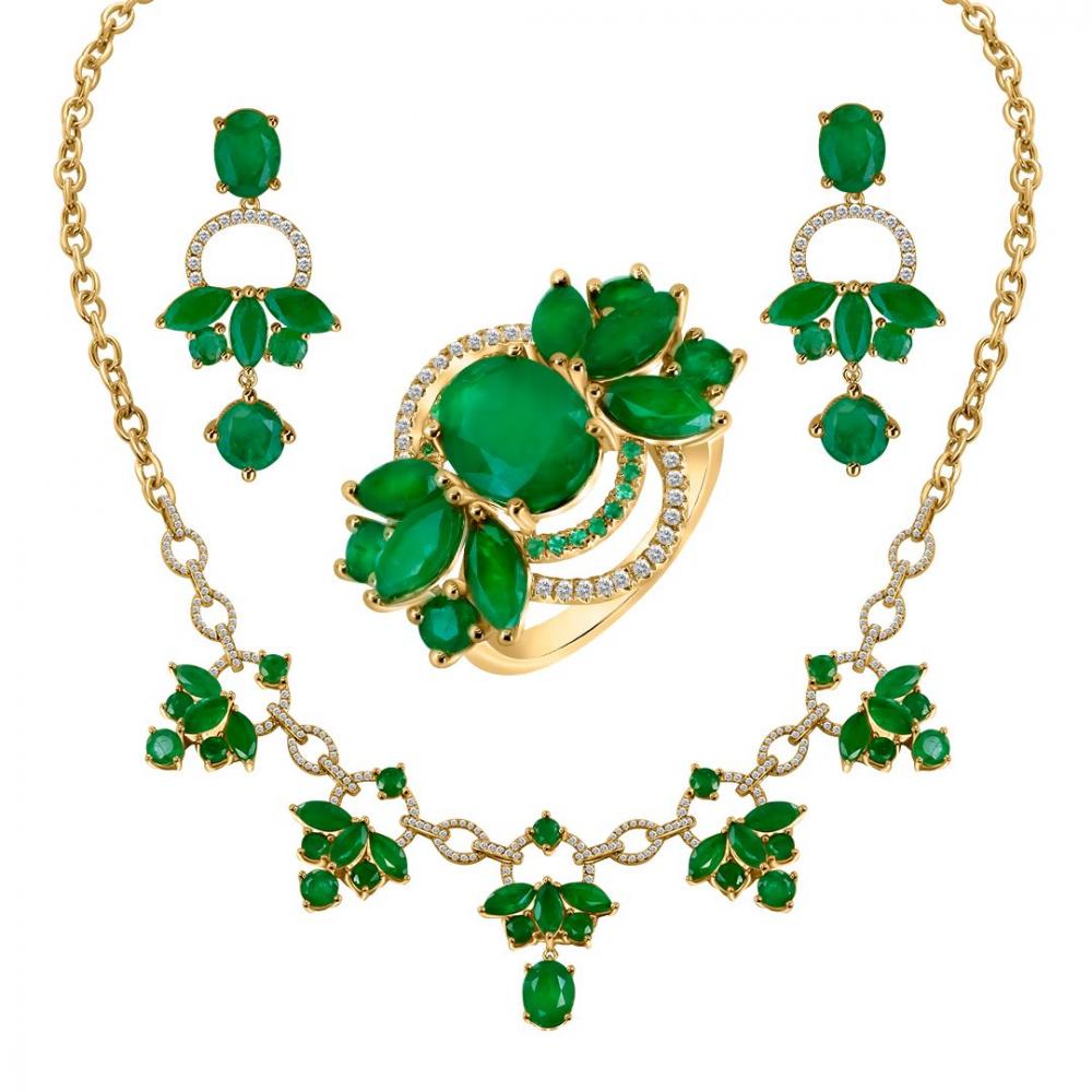 Emerald and diamond blossom necklace set in 18K gold