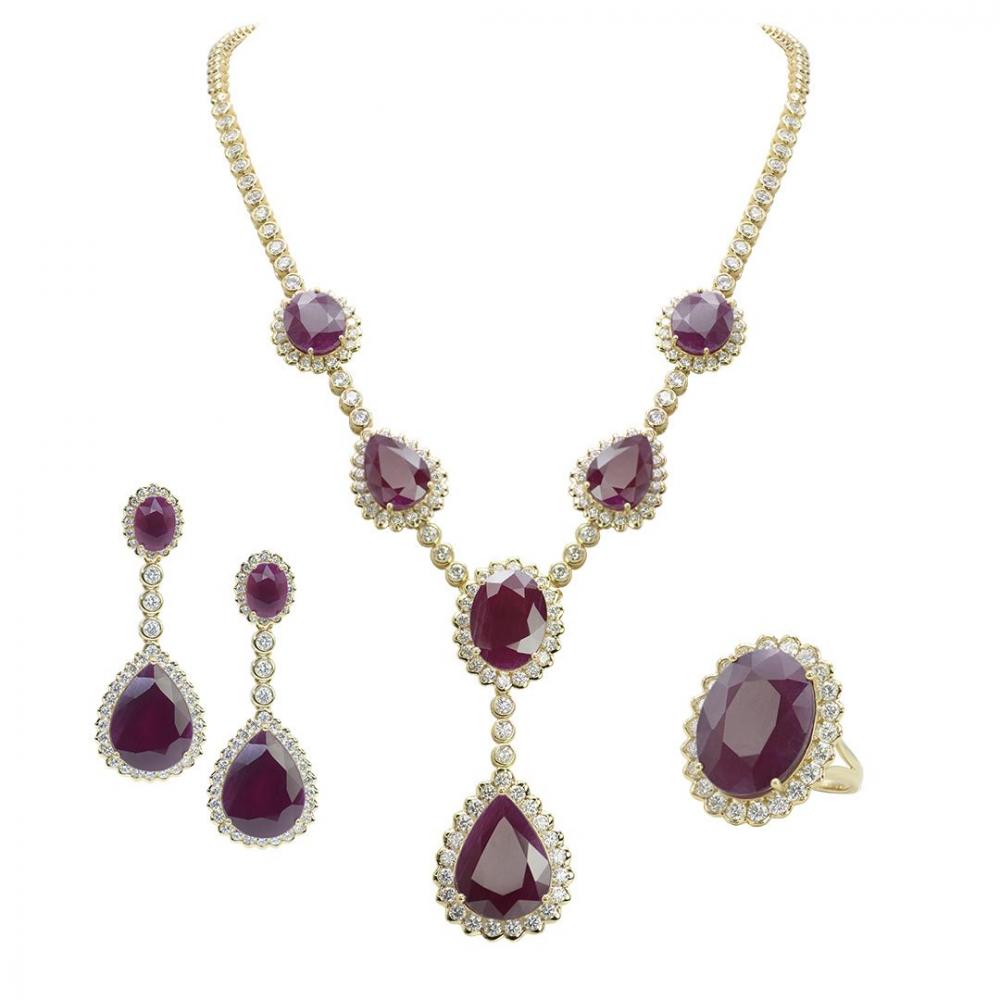 Ruby diamond necklace set in 18K yellow gold