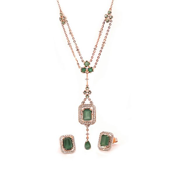 Emerald And Gold Earring and Pendant Necklace Set